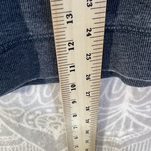 GORGEOUS LUCKY BRAND TOP L LARGE EMBROIDERED GRAY BURNOUT 792 PINK ROSES WHITE - Picture 7 of 14